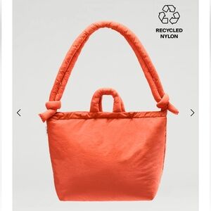 NWOT Olend Ona Soft Bag